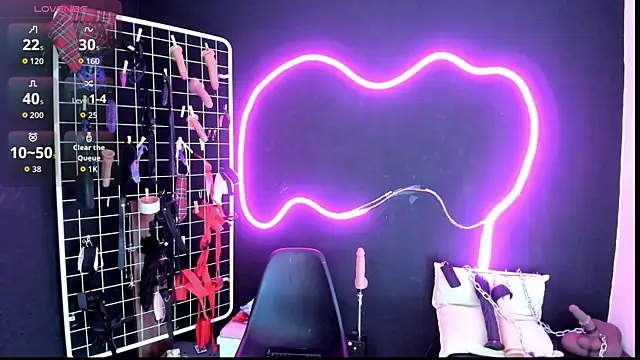 Snapshot of Mistress_Megan_BDSM chatting on 22, 10, 2025 Mistress Megan BDSM online show from 22, 10, 2025