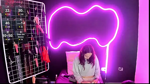 Snapshot of Mistress_Megan_BDSM chatting on 6, 11, 2025 Mistress Megan BDSM online show from 6, 11, 2025