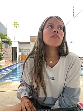 EMILIIA RICHTER   online show from 12, 10, 2025