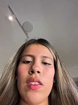 EMILIIA RICHTER   online show from 4, 12, 2025