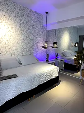 EMILIIA RICHTER   online show from 16, 10, 2025