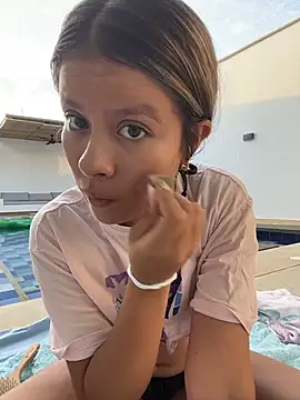 EMILIIA RICHTER   online show from 14, 12, 2025