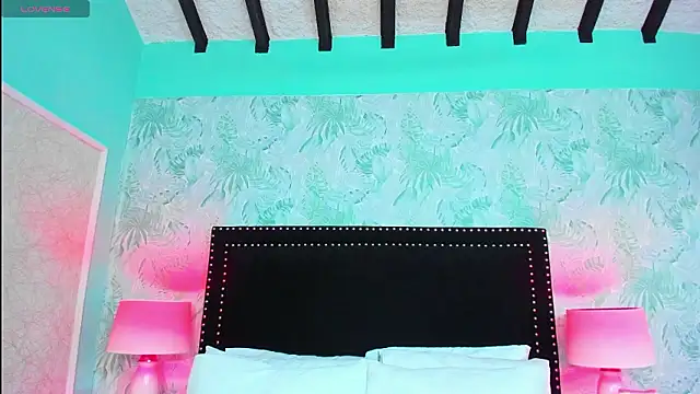 Snapshot of SamyySwet chatting on 9, 3, 2026 SamyySwet online show from 9, 3, 2026