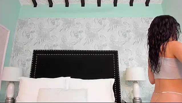 Snapshot of SamyySwet chatting on 4, 12, 2025 SamyySwet online show from 4, 12, 2025