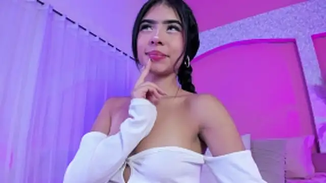 Peytonn Monroe online show from 28, 4, 2026