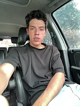 mattebret11 online show from 28, 10, 2025