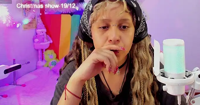 NekoWaifu online show from 18, 12, 2025