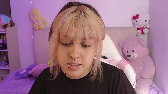 NekoWaifu online show from 14, 5, 2026