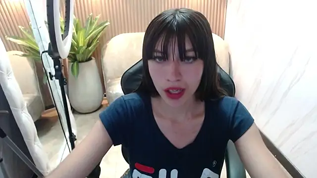 Snapshot of Isabella_Blondetf chatting on 15, 11, 2025 Isabella Blondetf online show from 15, 11, 2025