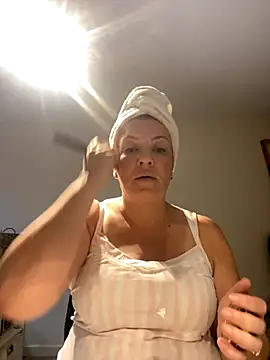 PoppyPrincessxox online show from 3, 10, 2025