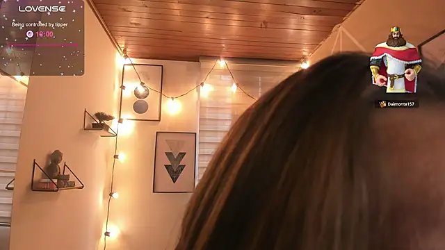 sophiee09  online show from 11, 3, 2026