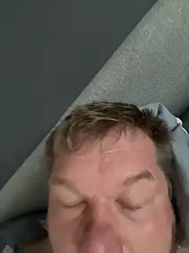 Snapshot of fetter_Daddy_Berlin chatting on 10, 10, 2025 fetter Daddy Berlin online show from 10, 10, 2025