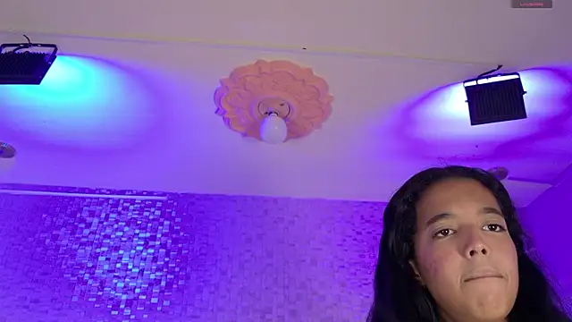 paulina cano online show from 2, 11, 2025