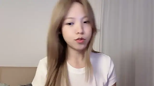 Snapshot of Meng_777 chatting on 23, 4, 2026 Meng 777 online show from 23, 4, 2026