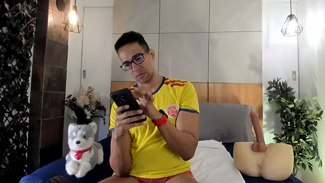 Snapshot of JacobDraven chatting on 4, 7, 2026 JacobDraven online show from 4, 7, 2026