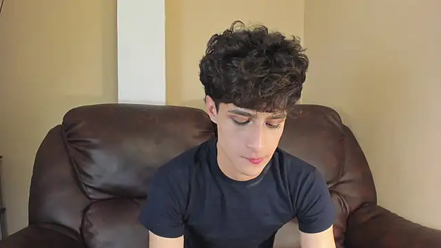 Snapshot of Xam_Collen chatting on 6, 11, 2025 Xam Collen online show from 6, 11, 2025