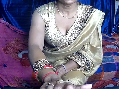 Snapshot of Sangeetha5 chatting on 6, 11, 2025 Sangeetha5 online show from 6, 11, 2025