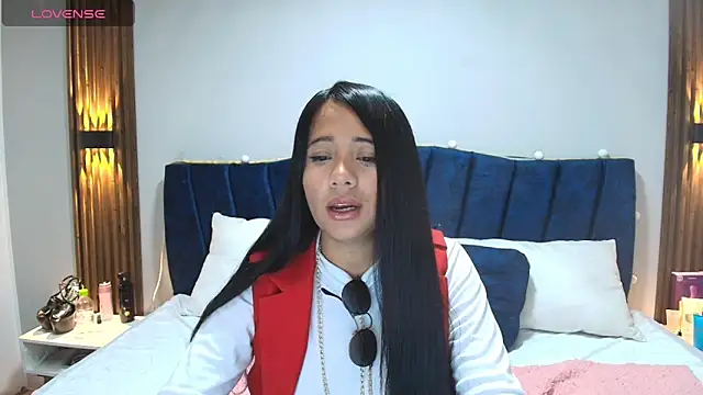 MiaHotmez online show from 3, 10, 2025