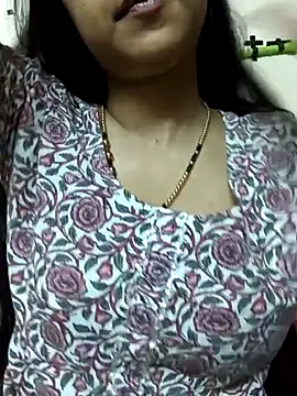 reetika6375 online show from 6, 2, 2026