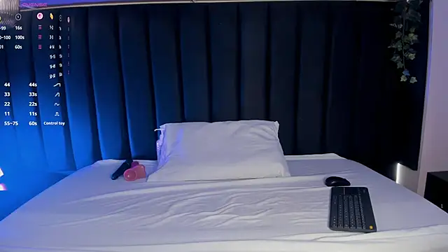 Snapshot of Cristina_joy chatting on 22, 10, 2025 Cristina joy online show from 22, 10, 2025