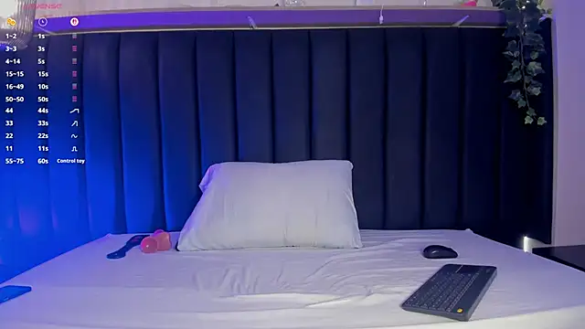 Snapshot of Cristina_joy chatting on 17, 10, 2025 Cristina joy online show from 17, 10, 2025