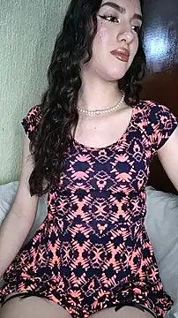 Emily-hottson online show from 15, 11, 2025