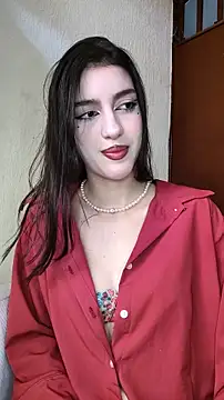 Emily-hottson online show from 17, 12, 2025