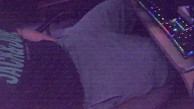 xderox318 online show from 20, 9, 2025