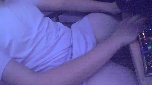 xderox318 online show from 21, 9, 2025