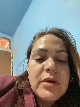 priscila luv online show from 27, 9, 2025