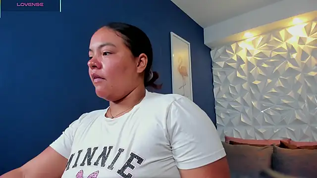 Snapshot of freya_cole_ chatting on 6, 11, 2025 freya cole online show from 6, 11, 2025