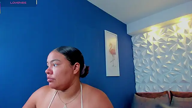 Snapshot of freya_cole_ chatting on 8, 11, 2025 freya cole online show from 8, 11, 2025