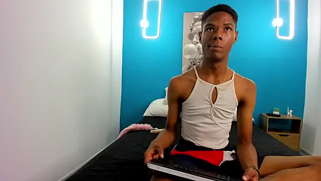 Snapshot of Sebastian_Ortizdy chatting on 29, 9, 2025 Sebastian Ortizdy online show from 29, 9, 2025