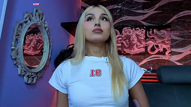 Snapshot of Angel-dragun chatting on 25, 6, 2026 Angel-dragun online show from 25, 6, 2026