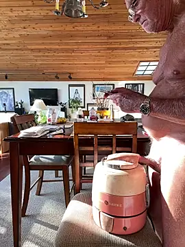 Nataku10 online show from 2, 12, 2025