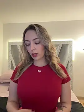 SophieeMills online show from 23, 11, 2025