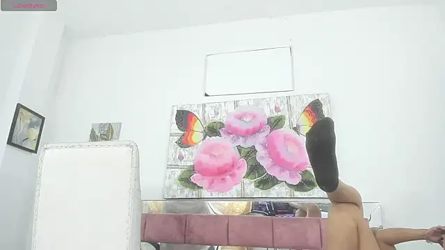 Snapshot of barbie_ds chatting on 21, 11, 2025 barbie ds online show from 21, 11, 2025