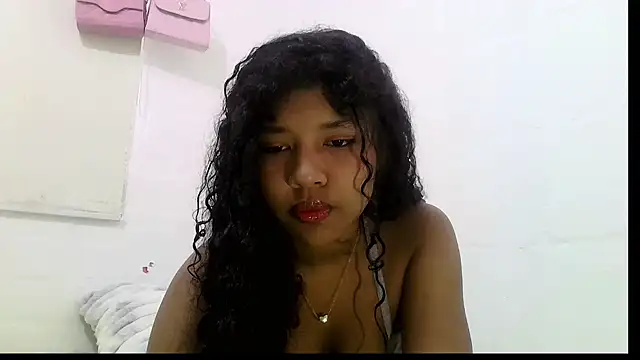 Snapshot of Stephanny26 chatting on 25, 9, 2025 Stephanny26 online show from 25, 9, 2025