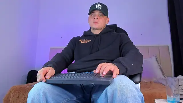 denis munera online show from 19, 11, 2025