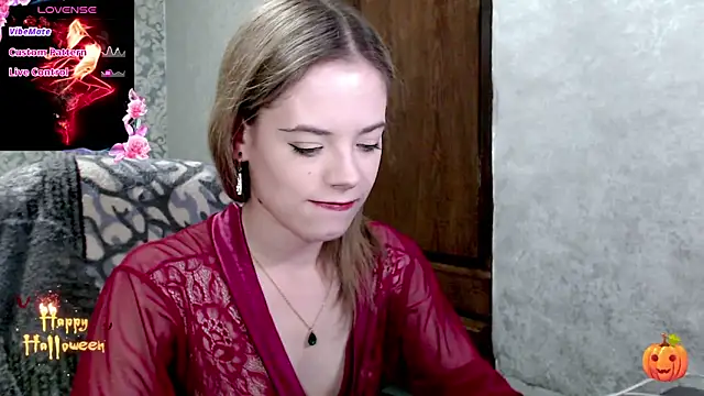 Kate  Loves online show from 29, 10, 2025