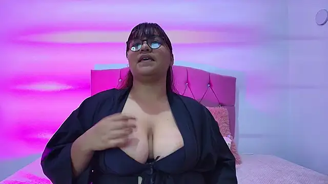 Ruby Nooir online show from 28, 9, 2025