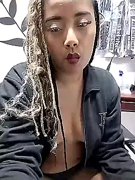Ebony-Goddess19 online show from 2, 10, 2025