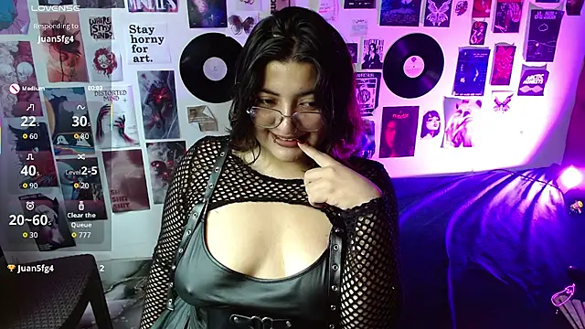 Roxy f w online show from 20, 4, 2026