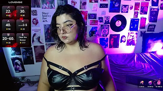 Roxy f w online show from 6, 4, 2026