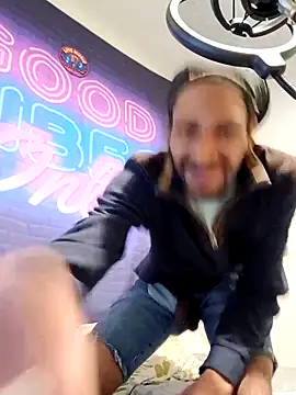 Mikaaa97 online show from 21, 3, 2026