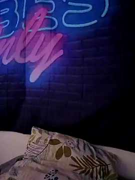 Mikaaa97 online show from 9, 1, 2026