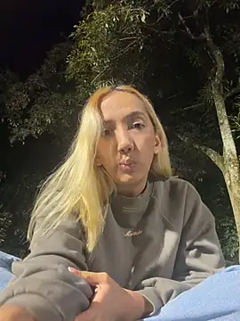 Isa klein online show from 10, 3, 2026