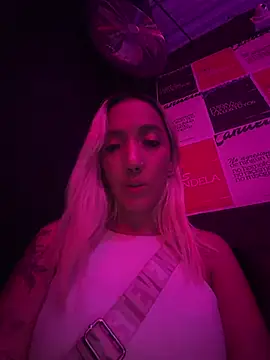 Isa klein online show from 10, 1, 2026