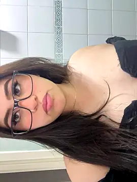 Cherry kissxx online show from 7, 10, 2025