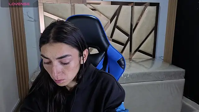 Maily a  online show from 13, 2, 2026